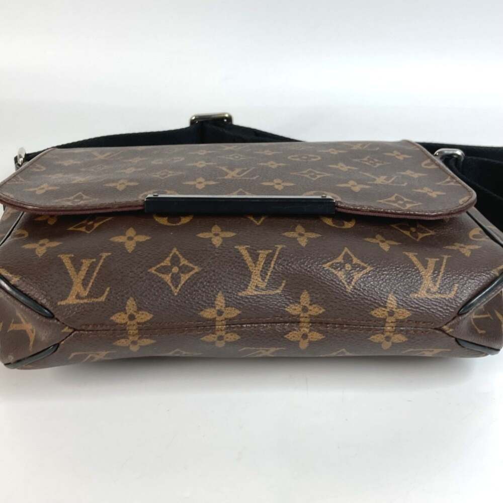 Louis Vuitton District Messenger Bag #252185L99B - Picture 7 of 9